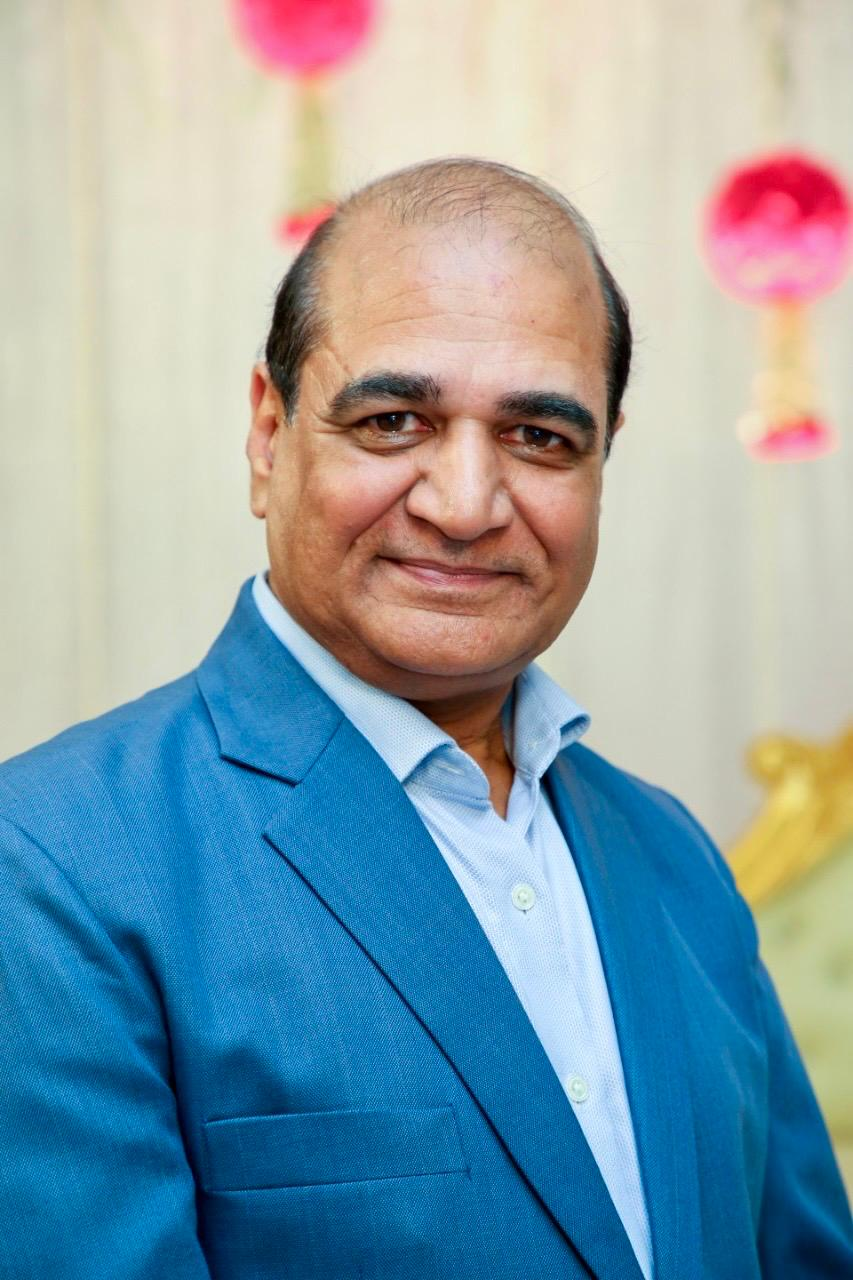 Mahesh Bansal, Co-founder